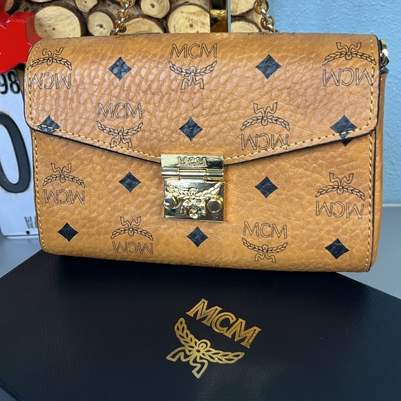 MCM Tracy Crossbody Bag - Picture 3 of 9